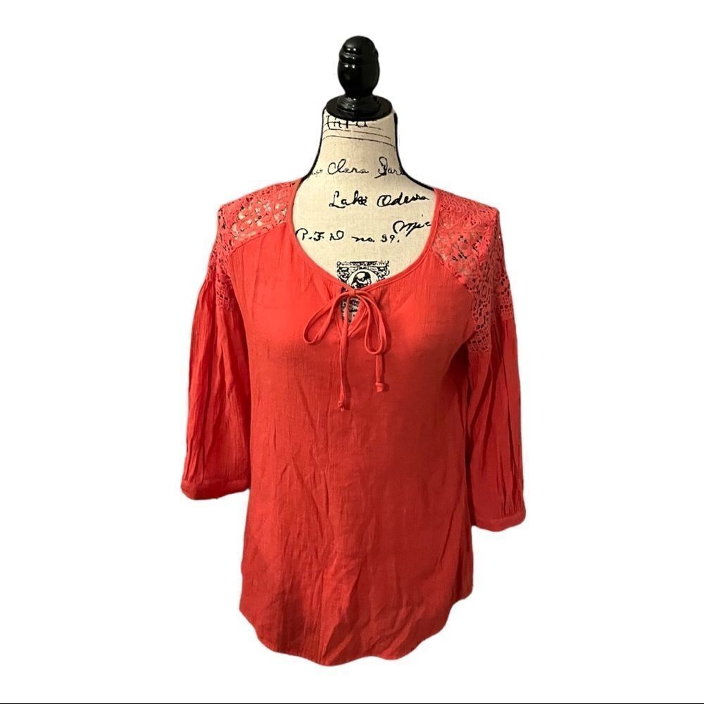 Notations Women's Pullover Top Size Small in Coral